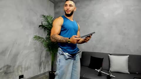 Louis online show from January 9, 5:37 pm