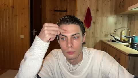 Mark online show from March 3, 11:43 pm