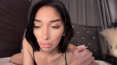 samantha online show from December 5, 5:42 pm