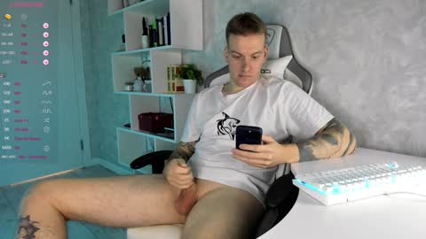 Louis  online show from January 15, 3:39 pm