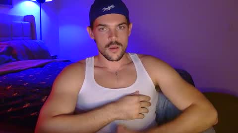 Snapshot of louisvalmer chatting on October 19, 2:34 am Louis Valmer online show from October 19, 2:34 am