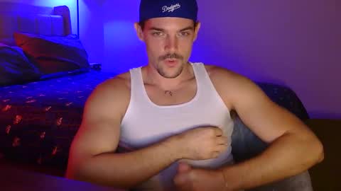 Snapshot of louisvalmer chatting on October 20, 2:45 am Louis Valmer online show from October 20, 2:45 am