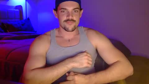 Snapshot of louisvalmer chatting on February 2, 3:27 am Louis Valmer online show from February 2, 3:27 am