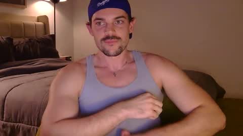 Snapshot of louisvalmer chatting on February 9, 2:48 am Louis Valmer online show from February 9, 2:48 am