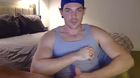 Snapshot of louisvalmer chatting on March 2, 4:47 am Louis Valmer online show from March 2, 4:47 am