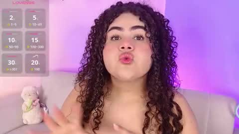 lourdes_moon22 online show from November 26, 12:50 pm