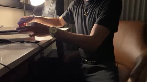 Prynce online show from April 14, 2:50 am