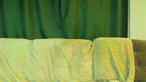 Cute face online show from November 30, 2:48 am