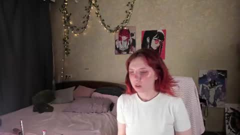 Snapshot of love_is_lola chatting on July 7, 7:45 am Lola online show from July 7, 7:45 am