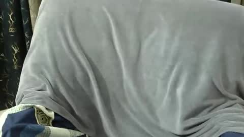 Snapshot of love_riva chatting on April 8, 12:05 pm Riva online show from April 8, 12:05 pm