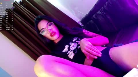 Seren online show from October 10, 12:15 pm