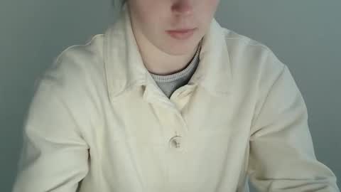 Vivian online show from November 27, 11:45 am