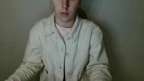 Vivian online show from February 10, 12:09 pm