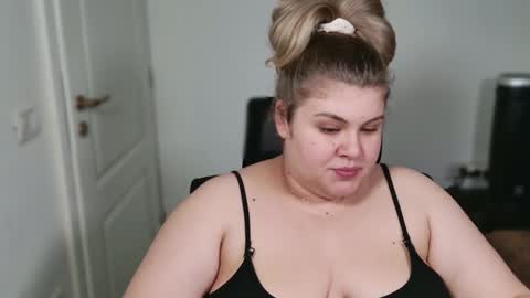 Ally online show from December 2, 8:08 am