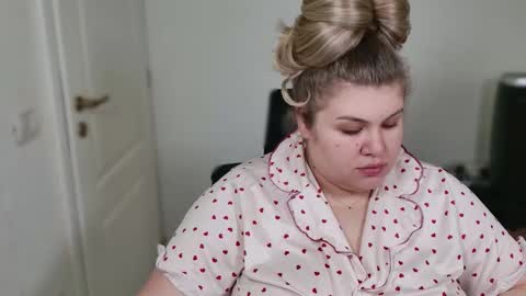 Ally online show from December 15, 7:45 am