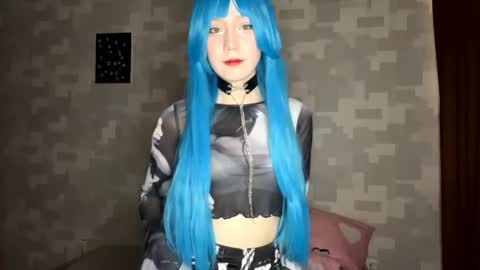 Kim online show from April 11, 12:20 pm