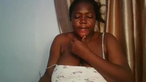 mila online show from April 8, 12:43 am