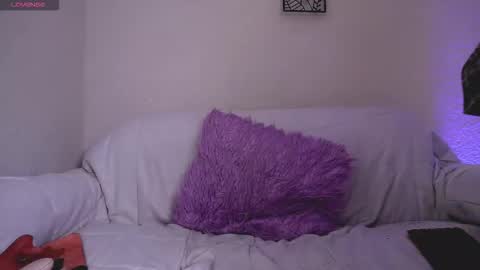 katalina   online show from March 22, 4:27 am