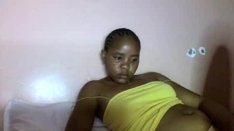 lovegal335 online show from July 9, 8:46 pm