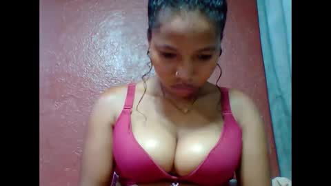 loveinlife750427 online show from December 1, 5:34 am