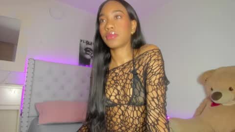 Val online show from February 6, 4:10 am