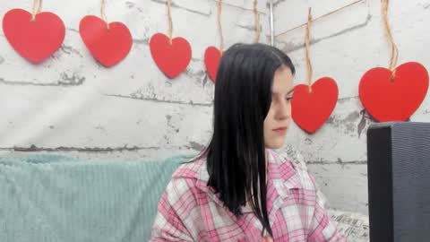 lovely__audrey online show from November 23, 8:03 am