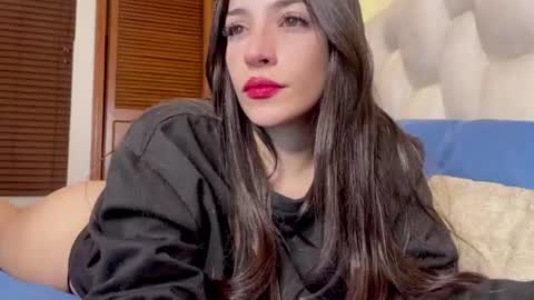  Sofia  Wishlist of Amazon  online show from June 18, 8:03 am