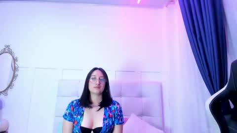 Snapshot of lovely_chloe19 chatting on January 17, 4:57 pm Chloe online show from January 17, 4:57 pm