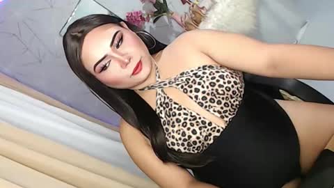 Lovely Dale online show from October 24, 4:03 pm