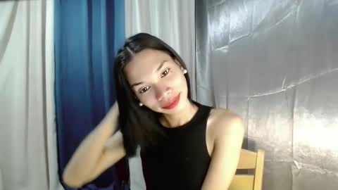 Snapshot of lovely_kimmyxx chatting on May 26, 3:13 am kimmy online show from May 26, 3:13 am