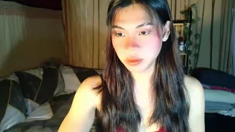 lovely_krizzy online show from March 9, 10:52 am