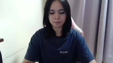 LOVE online show from February 12, 5:30 pm