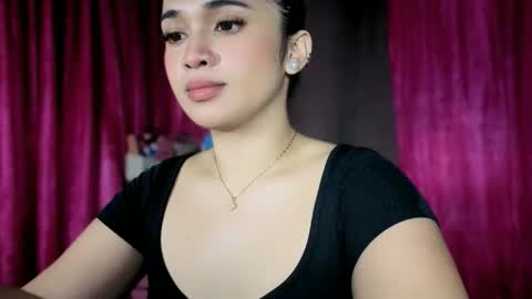 Snapshot of lovely_kurtny04 chatting on May 7, 5:51 pm LOVE online show from May 7, 5:51 pm