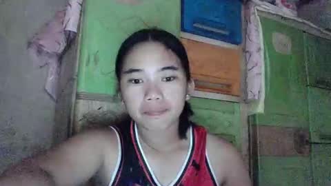 Snapshot of lovely_marie572336 chatting on February 27, 2:17 pm lovely_marie572336 online show from February 27, 2:17 pm