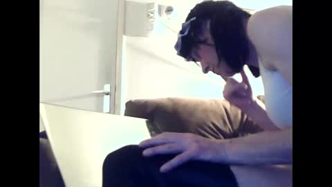 mooie man online show from February 27, 10:09 pm