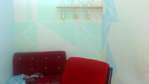 Snapshot of lovely_nicki_hot chatting on November 12, 6:36 am lovely_nicki_hot online show from November 12, 6:36 am