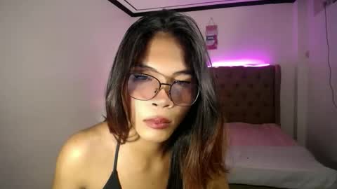 KATE online show from May 13, 4:43 am
