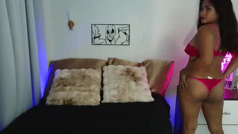 Snapshot of lovely_pinayxoxo chatting on October 2, 6:15 pm JESSA online show from October 2, 6:15 pm