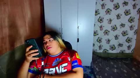 lovely_ricaxxx online show from October 15, 4:40 pm