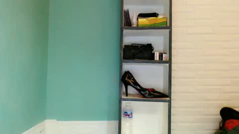Snapshot of lovely_thea_xoxo chatting on June 22, 12:35 pm Thea online show from June 22, 12:35 pm