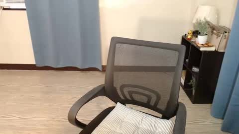 Snapshot of lovely_zoeyx chatting on March 2, 6:03 am Zoey online show from March 2, 6:03 am