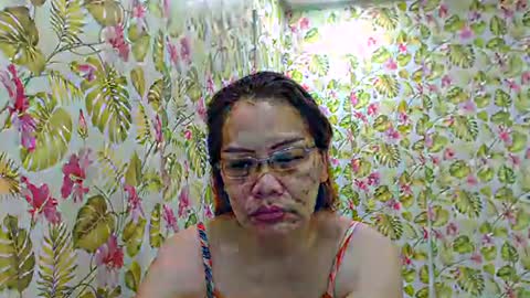 Snapshot of lovelyasiancutie chatting on September 22, 8:44 pm lovelyasiancutie online show from September 22, 8:44 pm