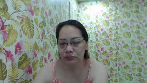 Snapshot of lovelyasiancutie chatting on October 16, 9:27 pm lovelyasiancutie online show from October 16, 9:27 pm