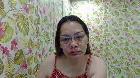 Snapshot of lovelyasiancutie chatting on October 18, 8:53 pm lovelyasiancutie online show from October 18, 8:53 pm