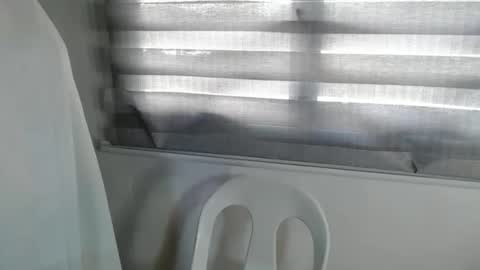 Snapshot of lovelycarmilla chatting on October 31, 4:02 am Carnilla online show from October 31, 4:02 am