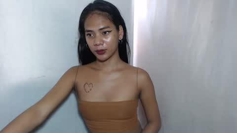 Snapshot of lovelycarmilla chatting on January 10, 2:46 am Carnilla online show from January 10, 2:46 am