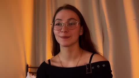 Solfiro online show from December 3, 6:17 pm