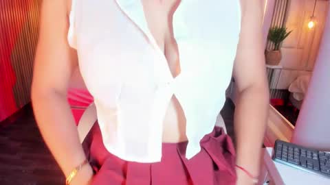 Lovely online show from February 4, 5:30 pm