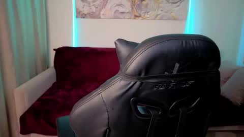 Snapshot of lovelygracee chatting on January 13, 2:33 pm lovelygracee online show from January 13, 2:33 pm