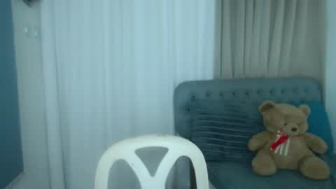 lovelymae18 online show from July 14, 5:45 am